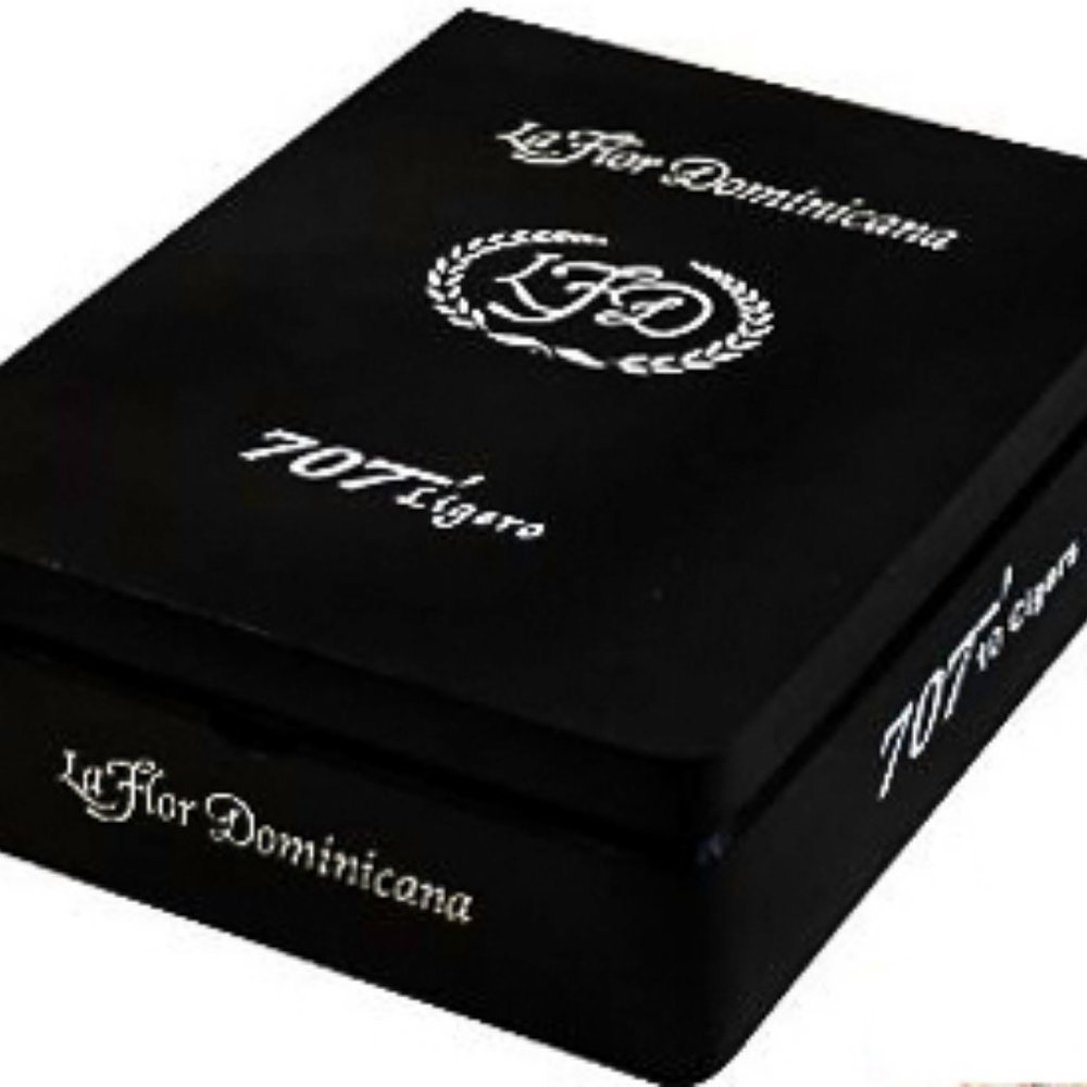 CIGAR BOX La Flor Dominicana